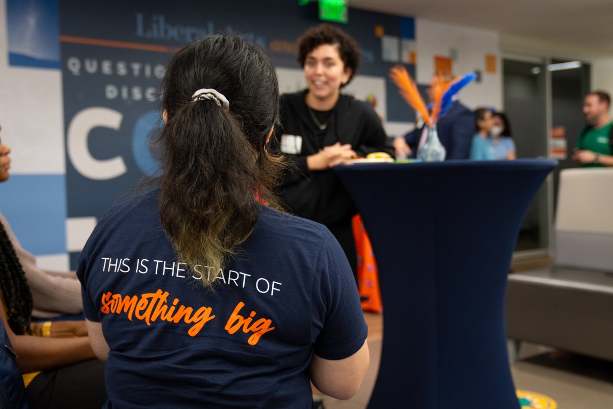 UF_CLAS's tweet image. A big thank you to everyone who joined us last week at our CLAS First-Gen Celebration! Here's to breaking new ground together! 🧡💙This is the start of something big. #FirstGenUF