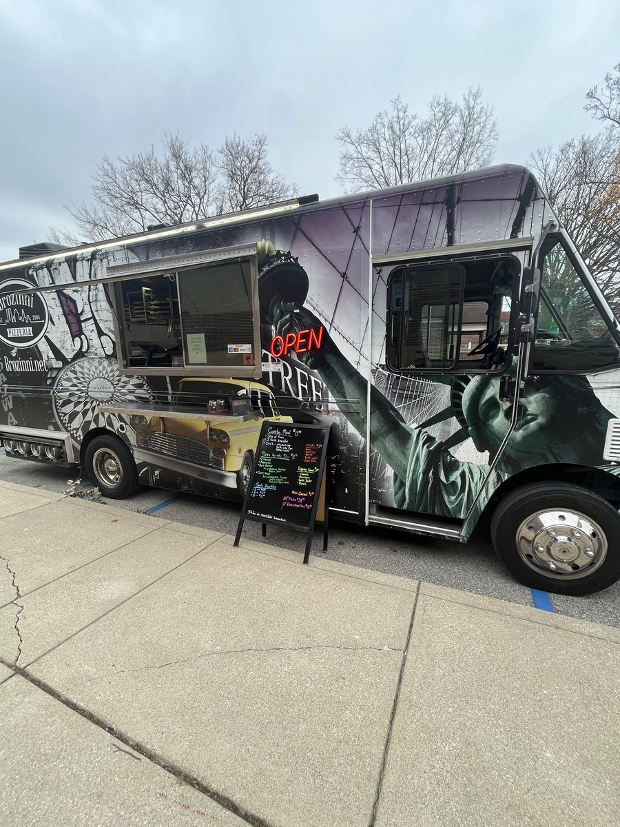 IPS Brookside School 54 tweet media