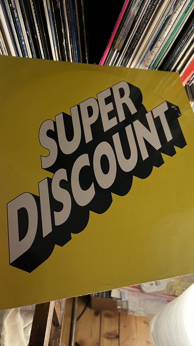 1 of 100 tweet media