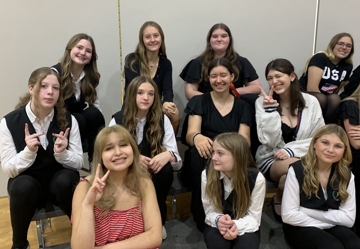 FZE Choirs tweet media