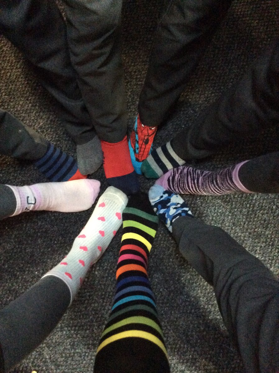StAnthonysSE22's tweet image. We showed our support for Anti-Bullying Week by wearing odd socks today.🧦 We are all the same but different! We show respect to everyone and encourage kindness at school and at home. #AntiBullyingWeek2024