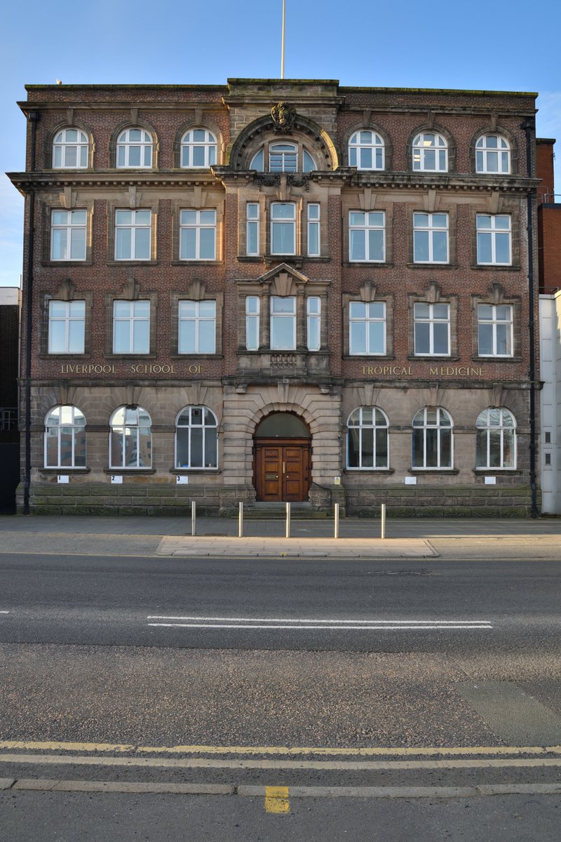 Liverpool1207's tweet photo. 12th November 1898 - Sir Alfred Lewis Jones offers a donation of £350 per annum for the study of tropical diseases in Liverpool. 
The school was formally inaugurated in April 1899. The Pembroke Place building first opened in 1915. Later extended.
https://t.co/fdArHUXVc0 https://t.co/xYbDxSu2VF