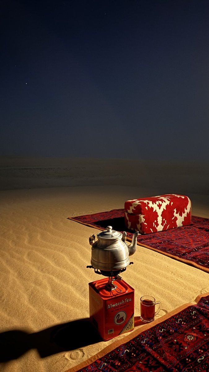 iox52's tweet image. على كثر النجوم السّاريات اللي تجي وتروح
 أنا أعرف النجوم اللي تشوقني .. مطالعها .