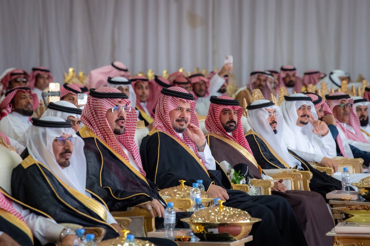 imarat_almadina's tweet photo. وقد استهل الحفل بكلمة من ملاك الإبل، ألقاها زياد الطريسي، نيابة عن والده، رحب فيها بسمو أمير منطقة #المدينة_المنورة، والحضور في مزاد الإبل الأول والذي يأتي بدعم من القيادة الرشيدة -أيدها الله- ولخدمة هذا الموروث الأصيل وليكون مقصداً لجميع المهتمين بالإبل على مستوى المنطقة. https://t.co/Fwgn9nsiRO
