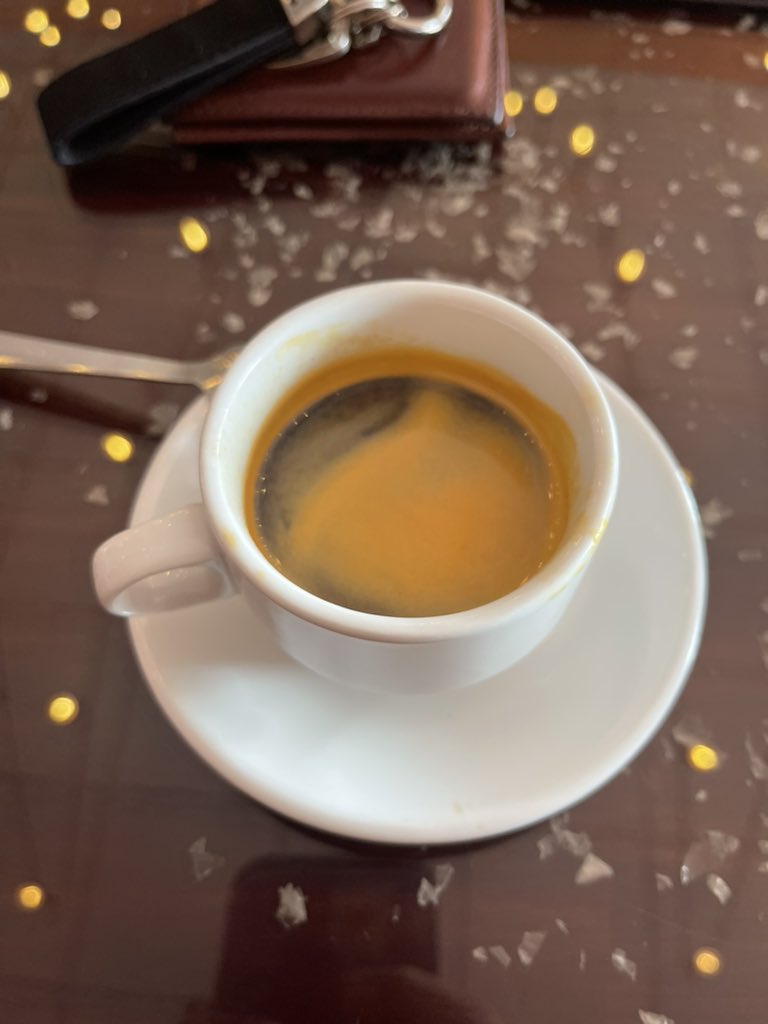 JosePabloSand2's tweet photo. Solo hay algo mejor que un café, dos cafés. ☕️ https://t.co/fZE6qldMSF