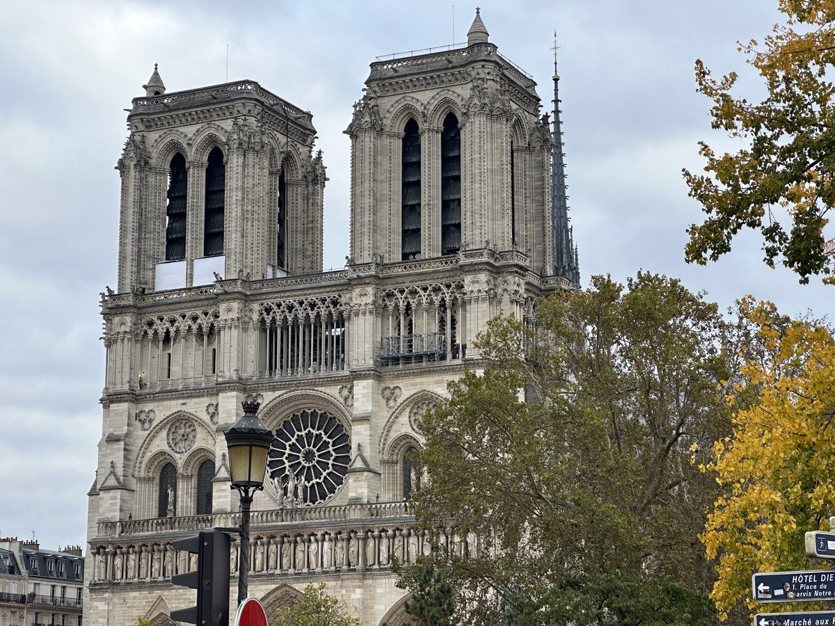 TLecuitLab (@lecuitlab) on Twitter photo On my way back to Marseille after giving my 1st new lecture <a href="/cdf1530/">Collège de France</a> this morning on Biological information. It was great to be back! Video and pdf available in 2 days. Stay tuned. Paris was beautiful, La Sorbonne glowing at night and Notre-Dame almost fully recovered 🤩 On my way back to Marseille after giving my 1st new lecture <a href="/cdf1530/">Collège de France</a> this morning on Biological information. It was great to be back! Video and pdf available in 2 days. Stay tuned. Paris was beautiful, La Sorbonne glowing at night and Notre-Dame almost fully recovered 🤩