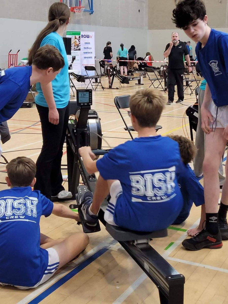 stjosephsbish's tweet photo. Photos from The ROWfit #Blitzit Series held at Trinity College Dublin for our 1st year beginner Oarsmen recently.
We had a lot of Happy athletes with medals
π₯ with 3 teams
π₯ with 1 team
Well done to all athletes and coaches involved π ππ
https://t.co/lTjGKqy5Qe