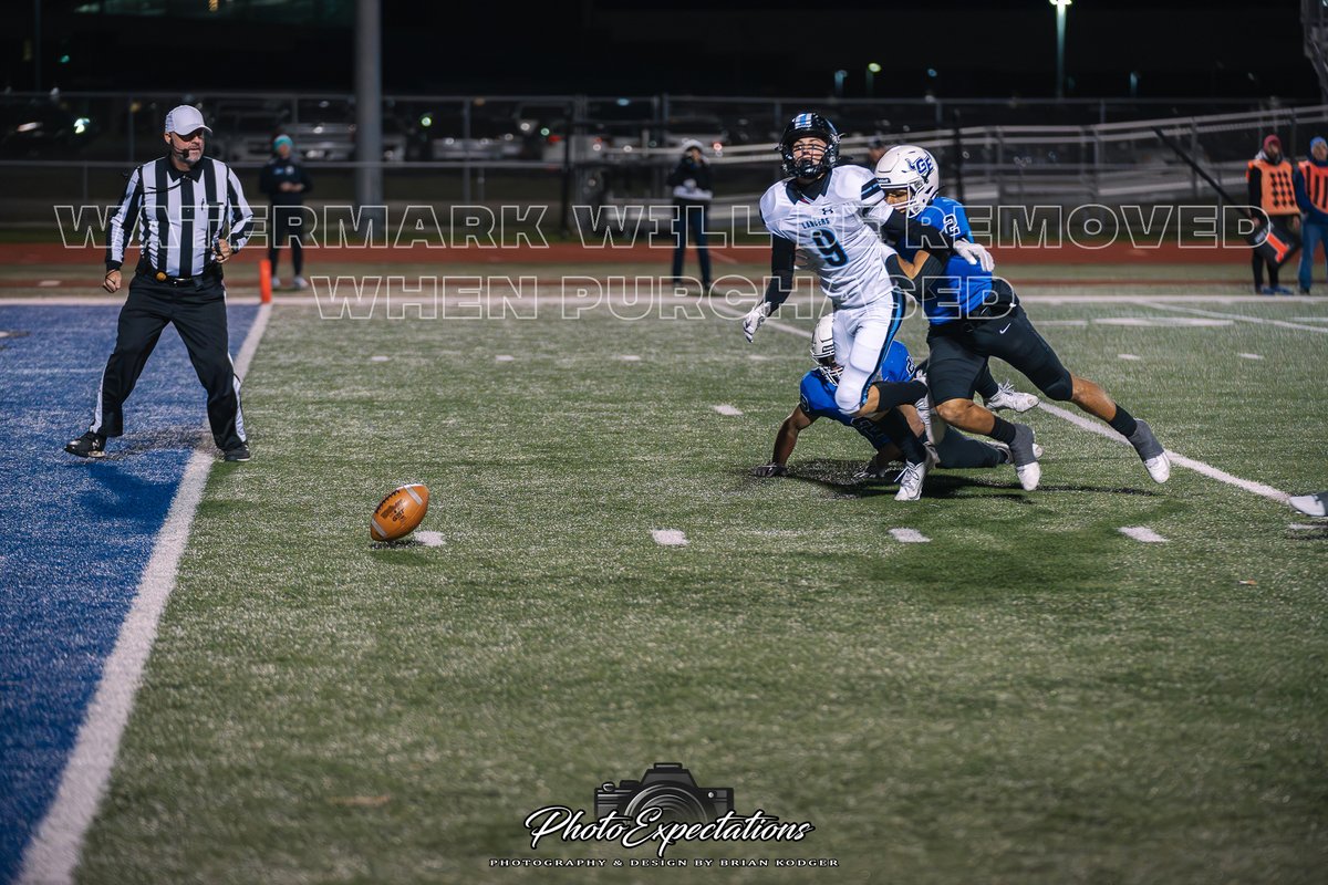 PhotoExpectatio's tweet image. GEHS kick off recovery for a Touchdown!! 

- For purchasing options, and to view all the photos from the game, click on the following link to my website album - photoexpectations.com/Sports/2024-25…