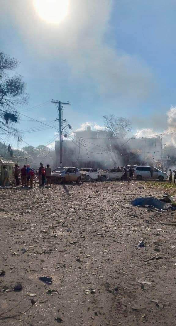 zawmoethant71's tweet image. The military council bombed to a tea shop in #TNLA_Control city #NaungChio, N/Shan state,killing many travellers &amp;amp; residents, is  deliberate targeted &amp;amp; attack on public.

t.me/ayeyarwaddytim…
#2024Nov12Coup
#AirBus2AirStrikes 
#Airbusted 
#WhatsHappeninglnMyanmar