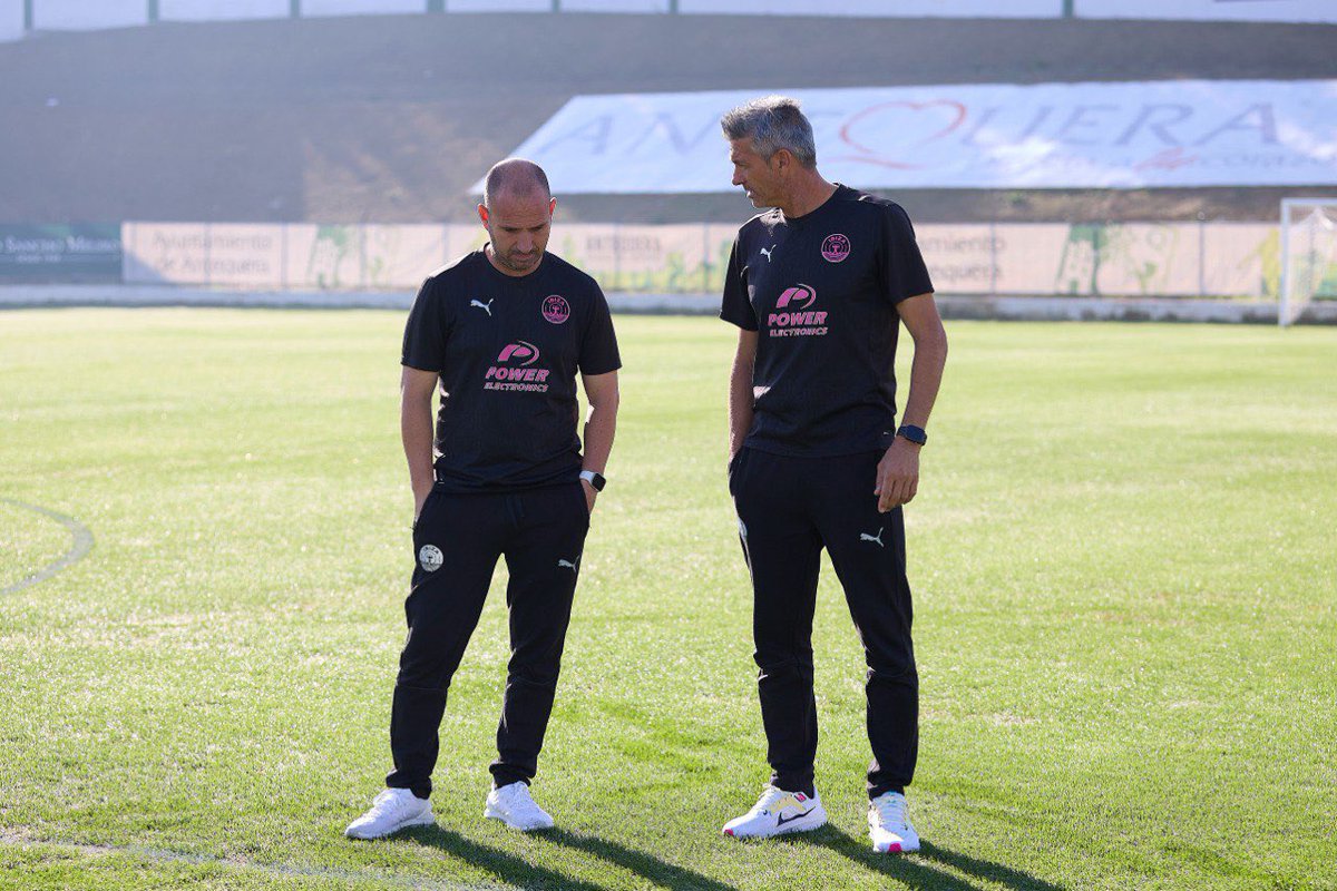 GRACIAS!! A ti mister sólo he podido ser d una manera,fiel a la persona q creyó en mí para este proyecto! A nuestro cuerpo técnico Juanito, Jaume y Abel,me llevo amigos para siempre! A los jugadores, me he sentido muy querido y al <a href="/ibizaud/">UD Ibiza 🩵</a> solo deseo q consigáis el objetivo!🧗‍♀️