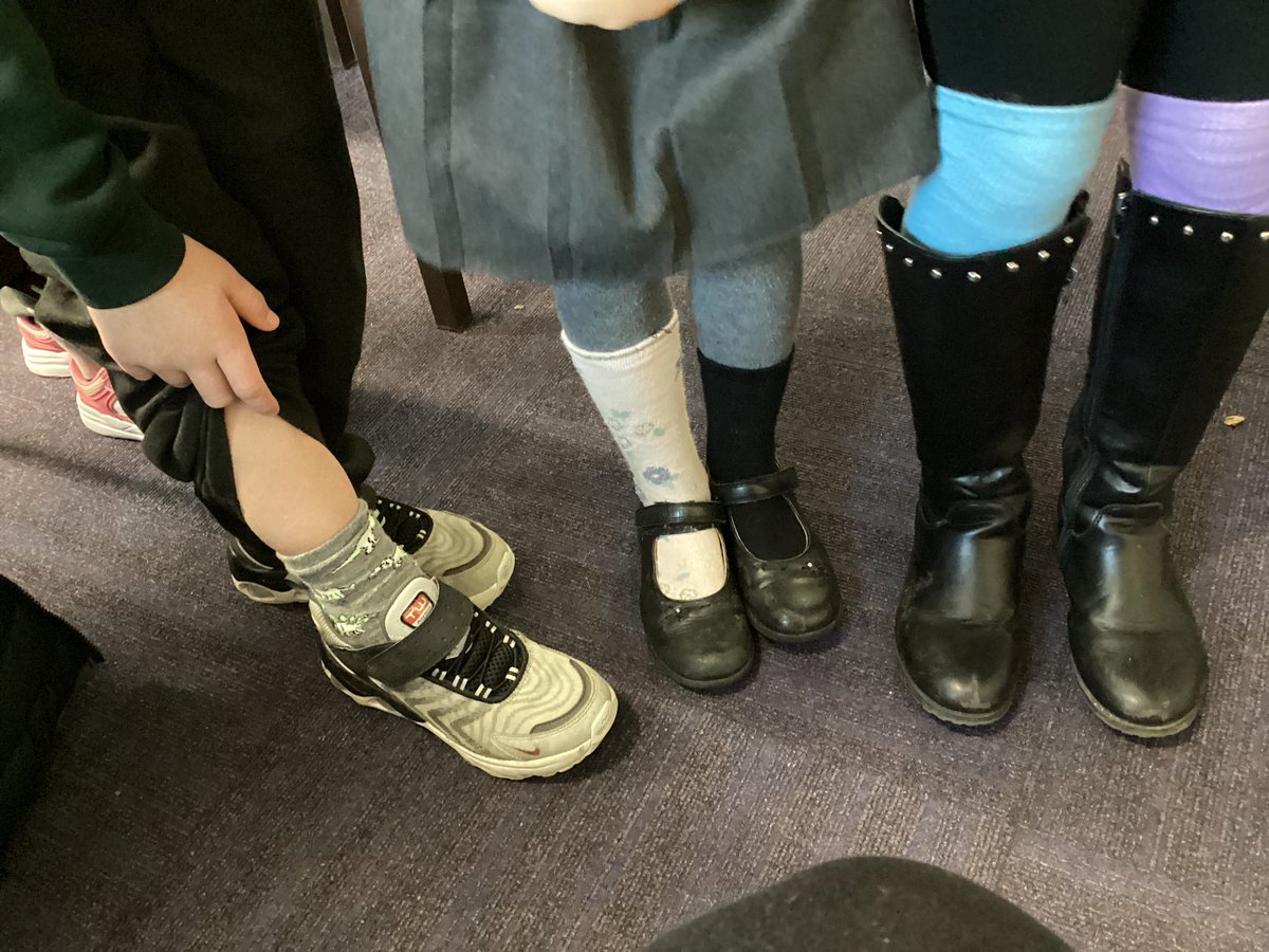 BaderPrimary's tweet image. Y3R wearing odd socks for anti-bullying week! #RRSarticle2 #oddsockday #AntiBullyingWeek