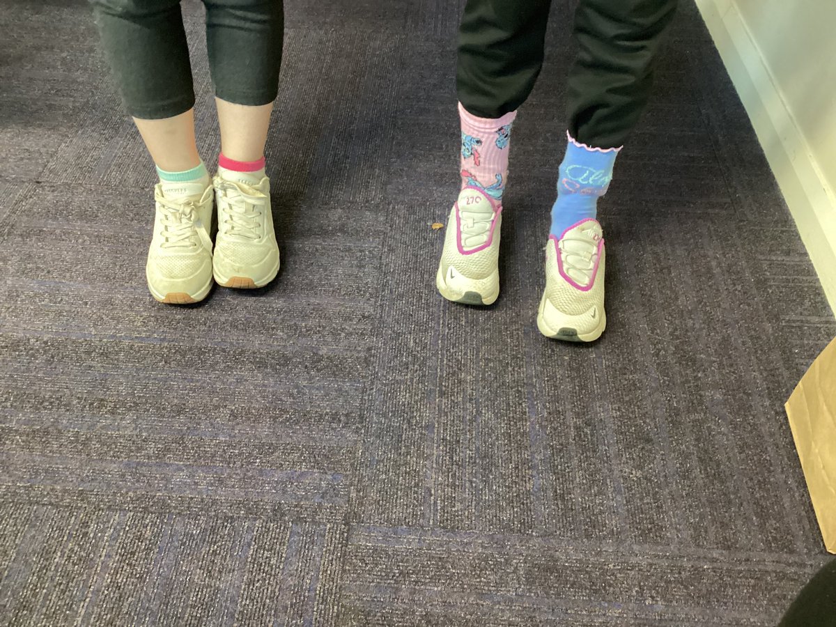 BaderPrimary's tweet image. Y3R wearing odd socks for anti-bullying week! #RRSarticle2 #oddsockday #AntiBullyingWeek