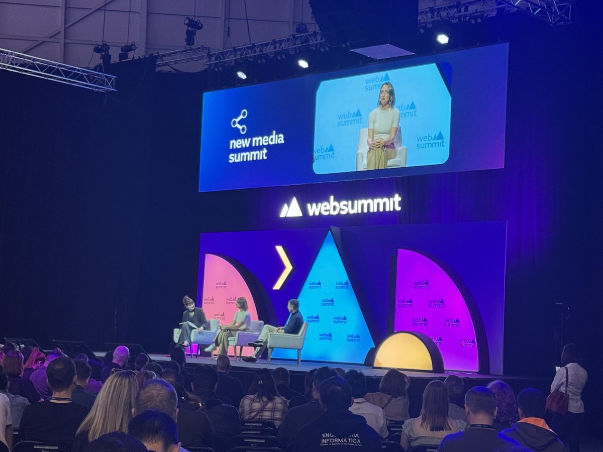Ricard0C0sta's tweet photo. Websummit Lisboa 🔥🔥🔥 https://t.co/ATpSddrMP3