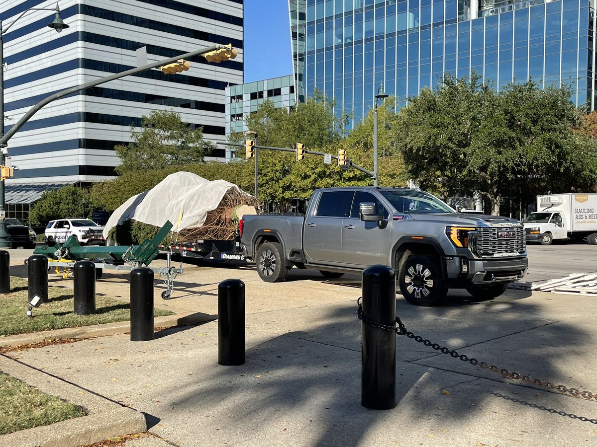 Lee Williams tweet media