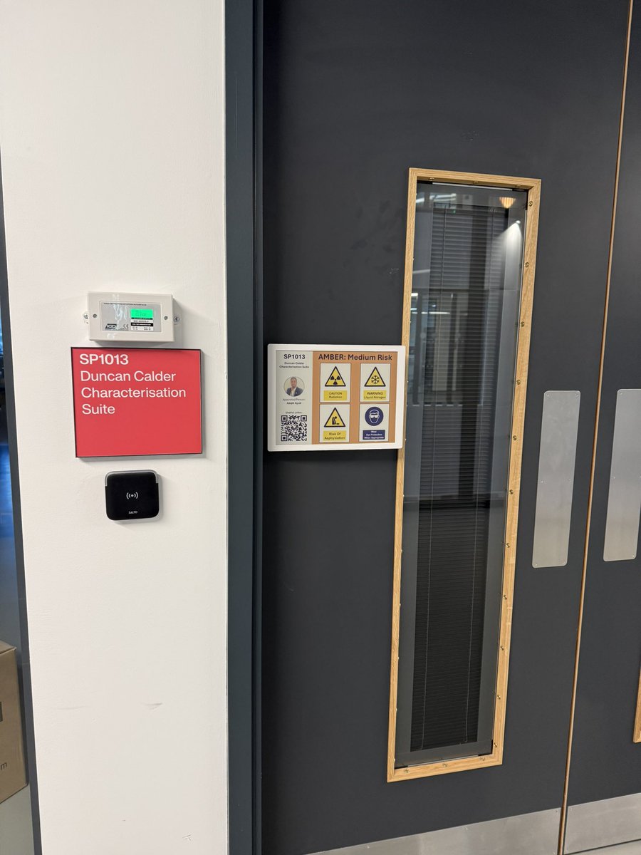 AdmHrv's tweet image. Rolling out the first 50 of our @SharpNEC_UK ePaper displays today. These are being used to display risk profiles for each space in our new Spectra Building. Risk profiles can be changed at the touch of a button rather than swapping over paper signs. #Sustainability