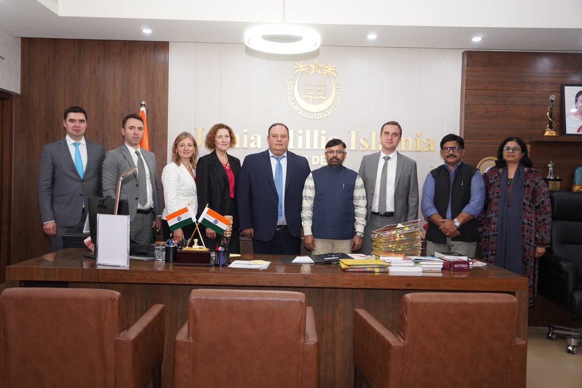 jmiu_official's tweet photo. An academic delegation from Russia’s Financial University today called on @jmiu_official VC Prof Mazhar Asif. The purpose was to lay the foundation for potential collaborative initiatives that could be executed together in future.  
@EduMinOfIndia 
https://t.co/UVg1BEmhLe https://t.co/SucuTqncbq