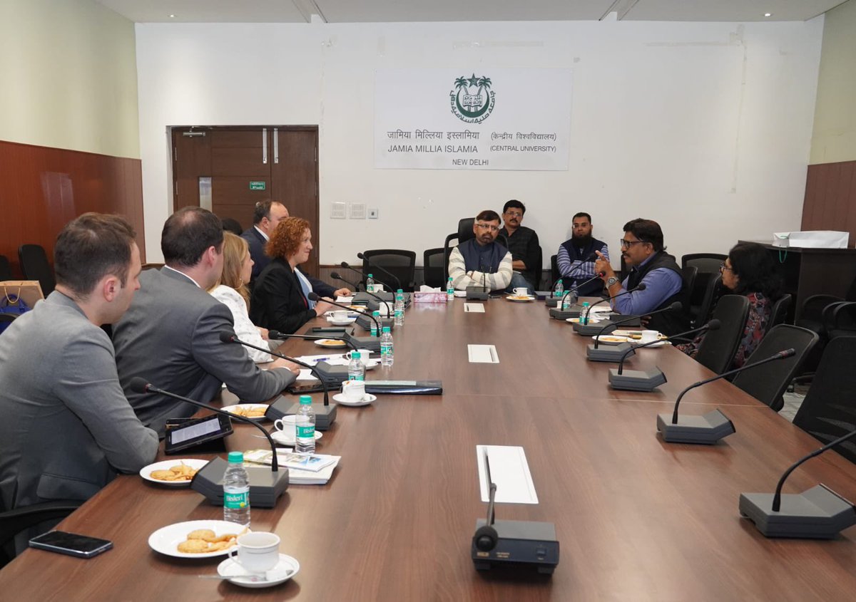 jmiu_official's tweet photo. An academic delegation from Russia’s Financial University today called on @jmiu_official VC Prof Mazhar Asif. The purpose was to lay the foundation for potential collaborative initiatives that could be executed together in future.  
@EduMinOfIndia 
https://t.co/UVg1BEmhLe https://t.co/SucuTqncbq