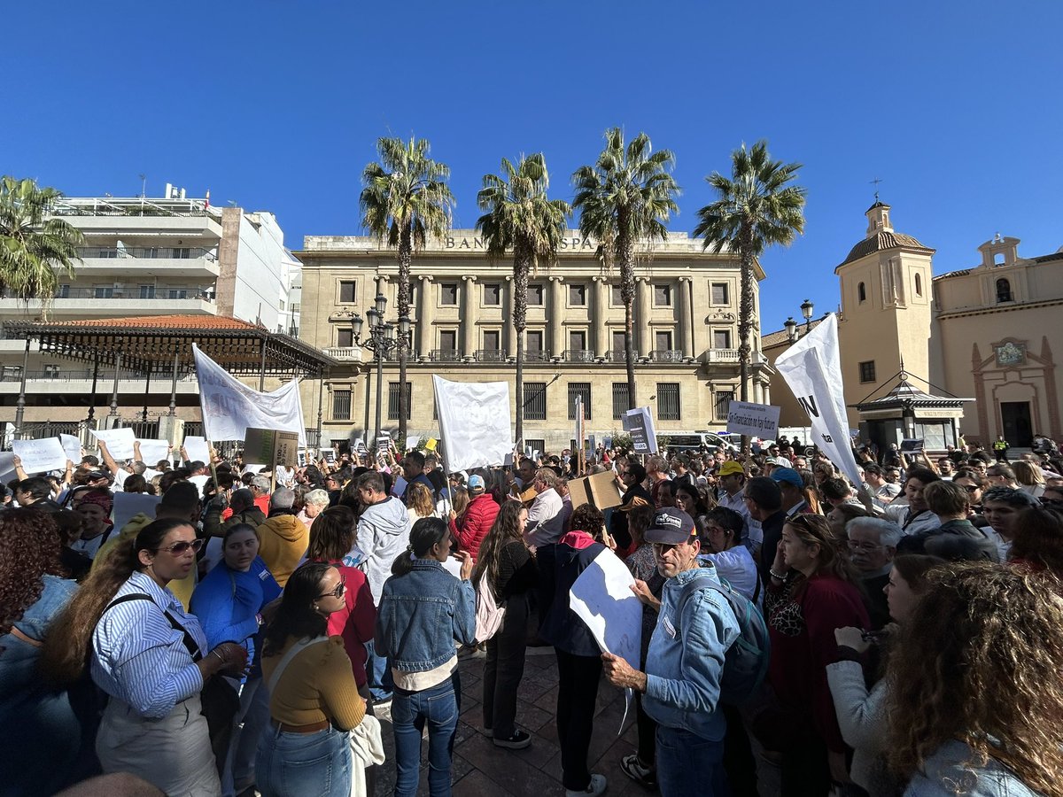JoseMRG_7's tweet photo. ASPROMIN El Campillo Huelva
CONCENTRACIÓN POR UNA FINANCIACION JUSTA
#JuntosPodemosEvitarlo
#PorUnaFinanciacionJusta
@plenaiandalucia @CERMIAndalucia https://t.co/jqr08jDTLl