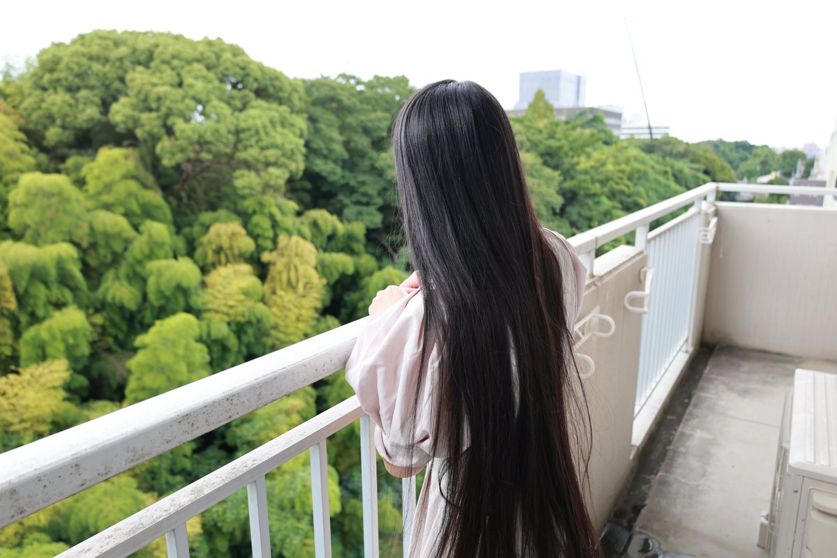 紫雪 ぎょう / Shisetsu Gyo (@shisetsu_gyo) on Twitter photo 外の森、緑豊かで癒やされるね
#りんりんゆるっと交流会
#美海 <a href="/k_miumi0815/">美海💄ロングヘアの被写体</a> 
撮影日:2024.9.21
場所:スタジオTOPSEE(名古屋市) 外の森、緑豊かで癒やされるね
#りんりんゆるっと交流会
#美海 <a href="/k_miumi0815/">美海💄ロングヘアの被写体</a> 
撮影日:2024.9.21
場所:スタジオTOPSEE(名古屋市)