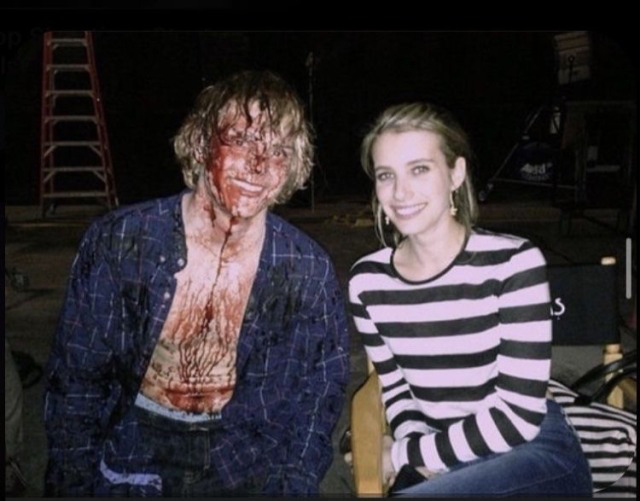 TheCinesthetic's tweet photo. evan peters and emma roberts on the set american horror story https://t.co/50B70bvM7n