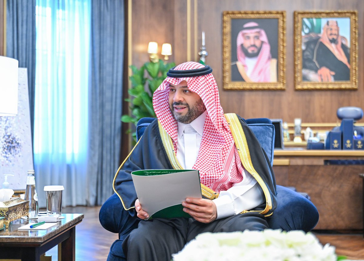 سمو أمير الحدود الشمالية يستقبل رئيس مجلس إدارة الاتحاد السعودي لرياضة الصم
newestoday.com/news.php?actio…
#عرعر_اليوم⁩ ⁧#الحدود_الشمالية⁩ ⁧#عرعر⁩ ⁧#رفحاء⁩ ⁧#طريف⁩ ⁧#العويقيلة