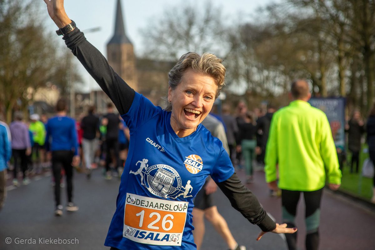 JAAHH! 🤩🤩 De inschrijving van de Oudejaarsloop is gestart! 🙌 Met De Gilden Oudejaarsloop 2024 gaan jouw loopvrienden en jij samen sportief het jaar uit! Schrijf je NU in! avisala96.nl/oudejaarsloop of inschrijven.nl

#oudejaarsloop
#oudejaarsloopkampen