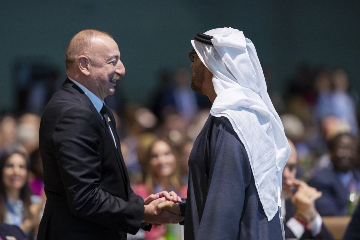 تغير المناخ تحدٍ عالمي خطير لكن يمكن مواجهته والحد منه من خلال العمل الجماعي الدولي، وهذا ما أكدنا عليه اليوم في قمة قادة العالم للعمل المناخي في مؤتمر "كوب 29” في باكو. ودولة الإمارات حريصة على دعم هذا المسار والتعاون مع مختلف الأطراف في العالم لتعزيز العمل المناخي وتنفيذ مخرجات