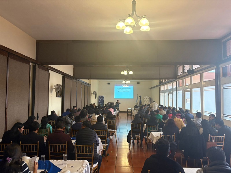 PDHgt's tweet image. 📍#Quetzaltenango
La Secretaría de Acceso a la Información Pública #SECAI facilitó una capacitación acerca de las generalidades de la Ley de Acceso a la Información Pública #LAIP, solicitudes de información y sus incidencias e información pública de oficio y sus incidencias, en