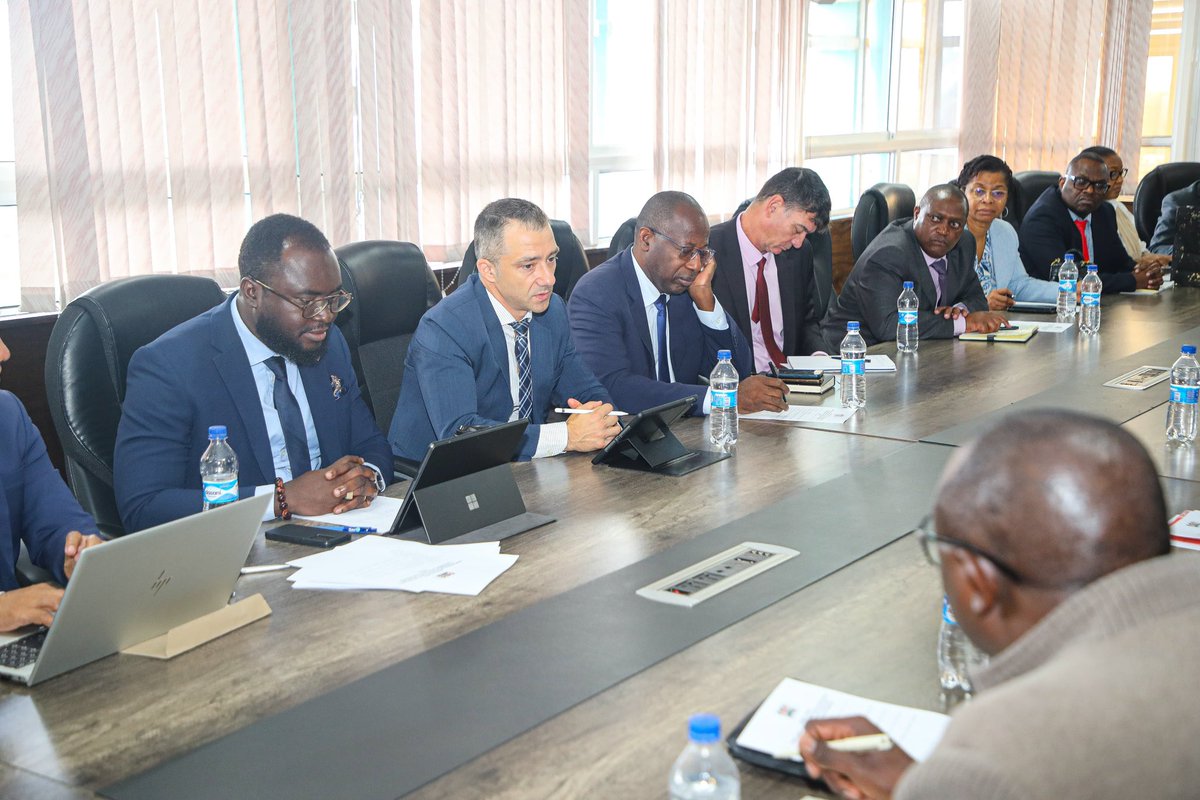 MOH_Kenya's tweet photo. Today, the Cabinet Secretary for Health Dr. @DeboraBarasa met with the Global Fund team, led by Audit Manager Augustine Agyeman-Duah, to assess Kenya’s progress in HIV, TB, and Malaria programs. The meeting highlighted key achievements such as reduced death rates and progress toward treatment targets, with 70% of Kenya’s performance contract aligned with Global Fund priorities.

Kenya’s programs have been bolstered by strong governance, effective government integration, and enhanced financial reporting. The Cabinet Secretary expressed  optimism about reaching the 95-95-95 targets and acknowledged the Global Fund’s unique support for community and private sector health initiatives. Dr. Ruth Masha, CEO of the @nsdcc_kenya,  Dr. Isaak Bashir, Head of Dept of Family Health, Dr Rose Wafula lead @NASCOP were also in attendance among others.
