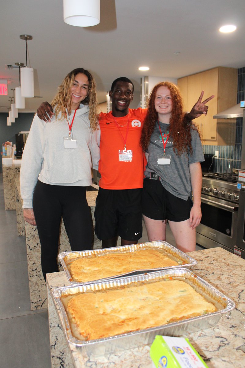 My friends and I were able to give back to the families at the Ronald McDonald House of NCF, making chicken pot pie. Visit rmhcncf.org to see how you can help too! <a href="/Fl_Victorious/">Florida Victorious</a> #fvfoundation