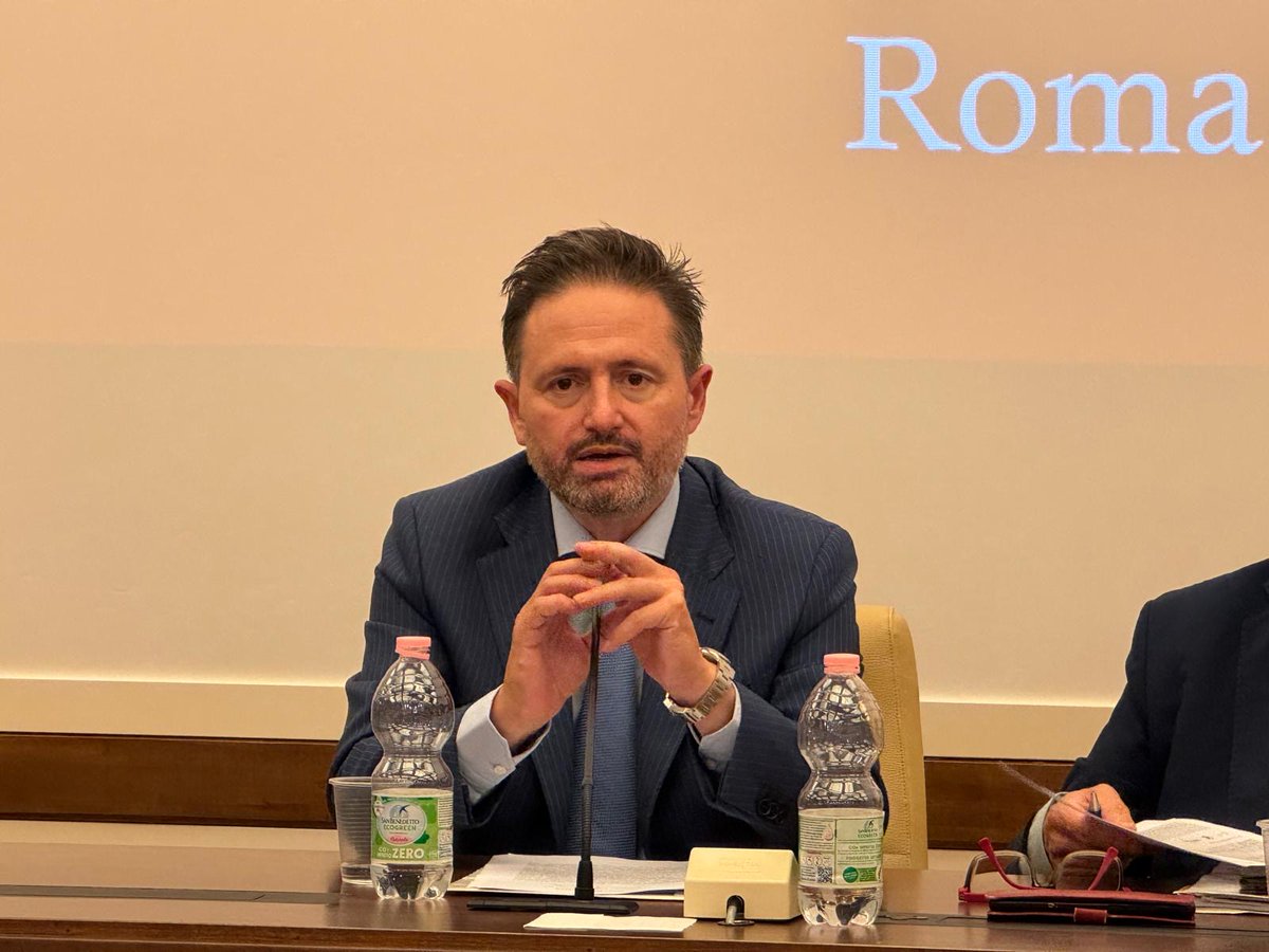 Al Senato della Repubblica per il Protocollo d'intesa tra ONA, Accademia della Legalità e Nuovo Sindacato Carabinieri, per la tutela delle Forze Armate.
youtu.be/Wv4OXhZEOdc?si…