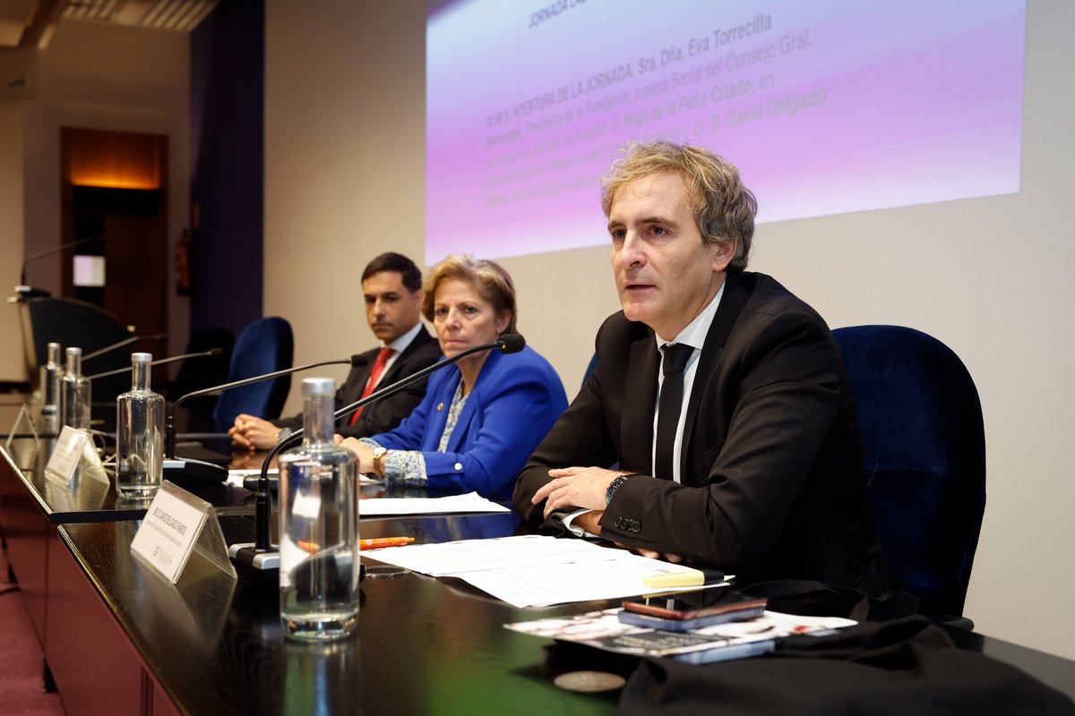 Colegio Oficial de Graduados Sociales de Navarra tweet media