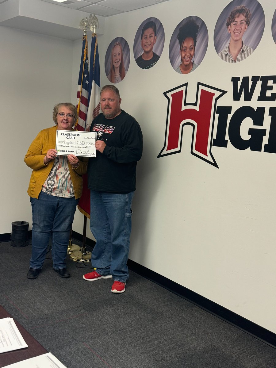 Highland Schools (@highland_csd) on Twitter photo Jean Lenz presented us with a Classroom Cash check for $1,311, which brings the program's total donations earned since July 2024 to $41,549.00 💵 We're so grateful for this initiative and its impact on our school. Thank you!!! <a href="/HillsBank/">Hills Bank</a> Jean Lenz presented us with a Classroom Cash check for $1,311, which brings the program's total donations earned since July 2024 to $41,549.00 💵 We're so grateful for this initiative and its impact on our school. Thank you!!! <a href="/HillsBank/">Hills Bank</a>