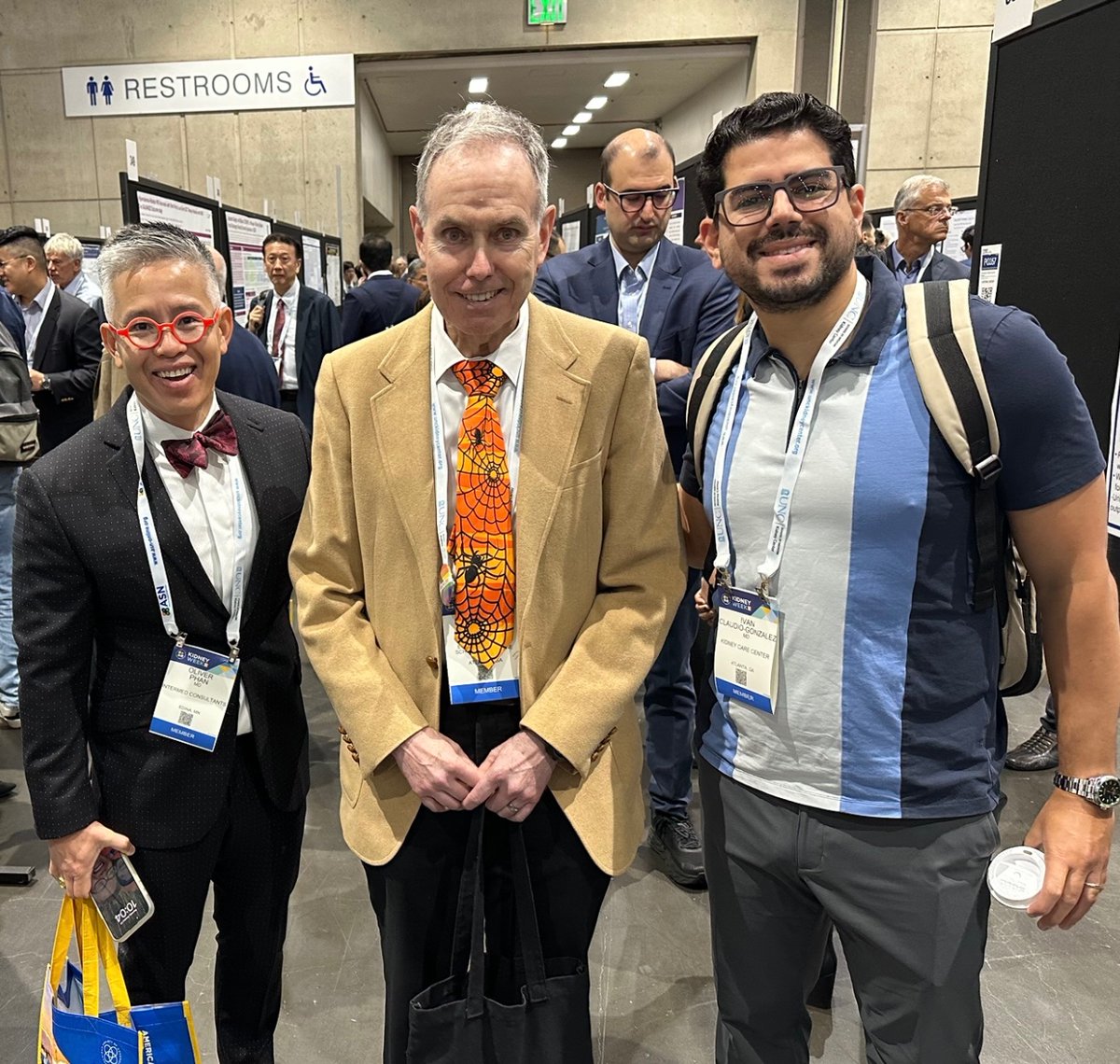 🗺️Our #DOMTeam has been out &amp; about! A quick #PhotoRoundUp to show off our incredible colleagues.

📍Atlanta | Lung Force Walk
📍Philadelphia | <a href="/AmCollegeGastro/">ACG</a> Annual Scientific Meeting &amp; Postgraduate Course
📍San Diego | Kidney Week 2024
📍Washington, D.C. | NAM Annual Meeting