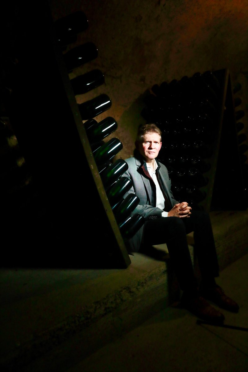 Dominique Demarville, le chef de cave de la maison Lallier est l'invité de Paroles de Vignes, le podcast de Bettane+Desseauve. 

Retrouvez ce nouvel épisode sur toutes les plateformes d'écoute et sur mybettanedesseauve.fr

open.spotify.com/episode/3iAyi5…