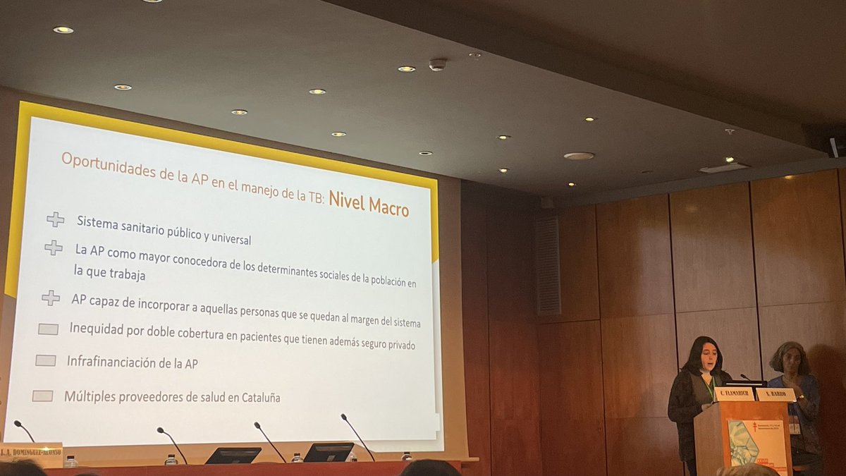TB_UITB's tweet photo. Clara Flamarich y Silvia Barro de @cocoopsi @IDIAPJGol @CAMFiC clausuran las XXVIII Jornadas Internacionales de Tuberculosis #TB24 resaltando las oportunidades para el diagnóstico de la TB en la atención primaria. https://t.co/Fg0v92INLh