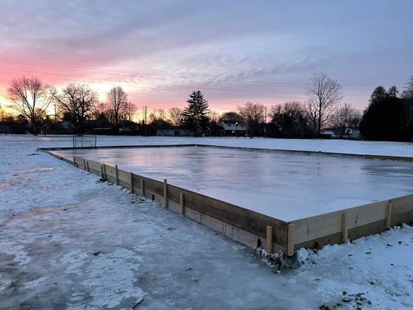 ❤️ Love your neighborhood’s outdoor rink? We need Rink Coordinators to rally volunteers and keep the fun going! Discover a rink near you and sign up today: lovemyhood.ca/outdoorrinks 

Explore more volunteer opportunities at Kitchener.ca/Volunteer