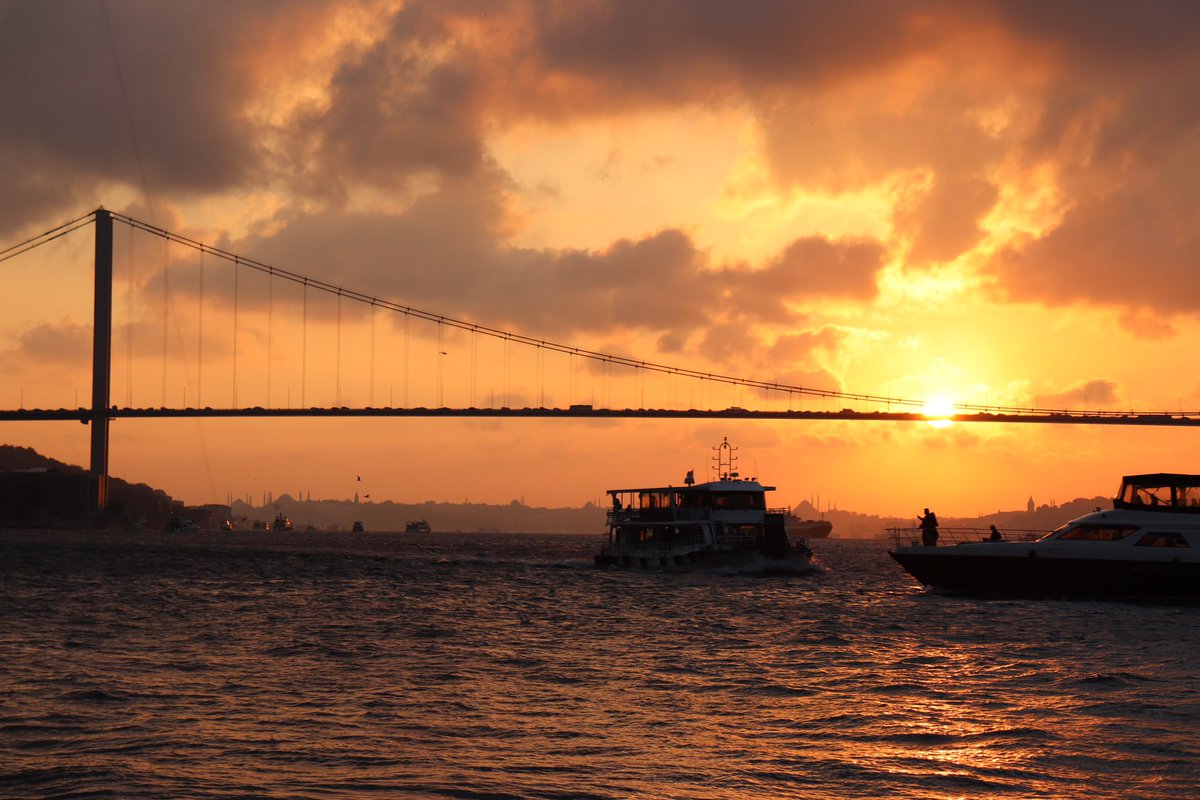 metin0990's tweet photo. Hayranım ruhumu ferahlatan gün batımlarına…. https://t.co/0OwggMVIqO