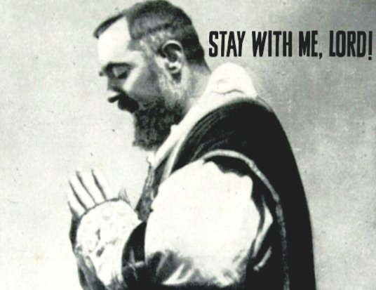 PadrepioSaint's tweet photo. "Jesus is with you even when you don't feel His presence ~~ He is never so close to you as He is during your spiritual battles." https://t.co/CWhkZaQvuZ