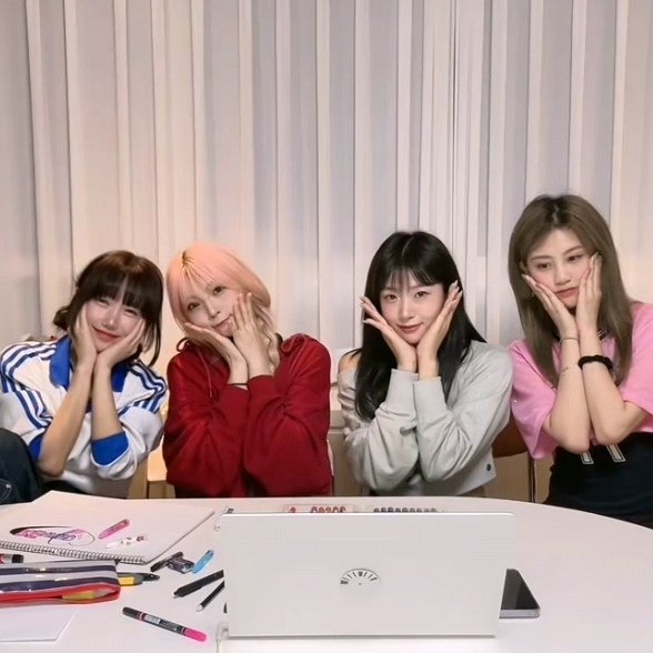 luyuting_th's tweet photo. ฝากเอ็นดูและเป็นกำลังใจให้ทีม​ REWIND​ : #Okoi #Dain #Hyeda #LuYuting​  ด้วยนะคะ​ 🩷🩷🩷🩷

#TIMETURNER #타임터너 https://t.co/91IS5P60Ev