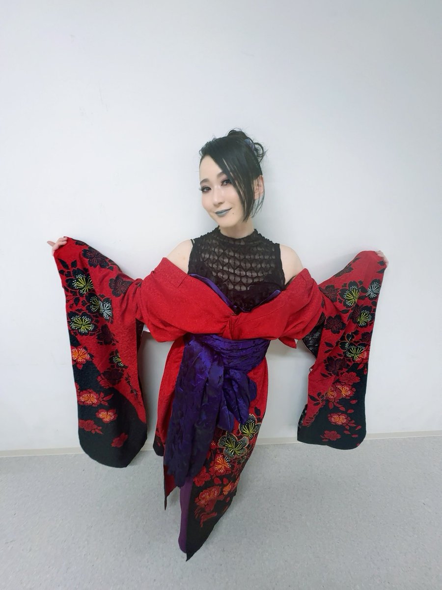 maikohisano0919's tweet photo. 私は駒形由美としてステージに立たせていただきました。
ありがとうございました！

#アニコレ #アニコレレジェンド #るろうに剣心 #FlySixB #オマージュ #志 #駒形由美 https://t.co/3xJpGn77dU