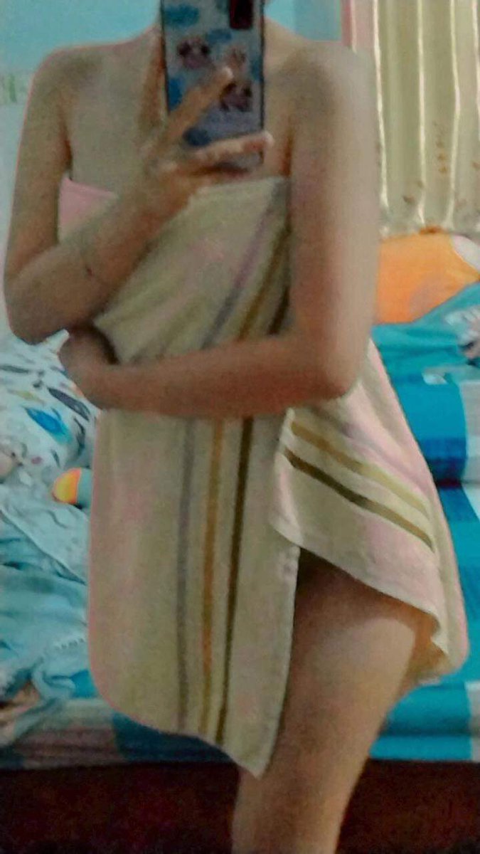 Thuu2008's tweet photo. Bé mới chơi
Mn vào tâm sự với em nha🤕😴 https://t.co/8h1bEQ0cK6