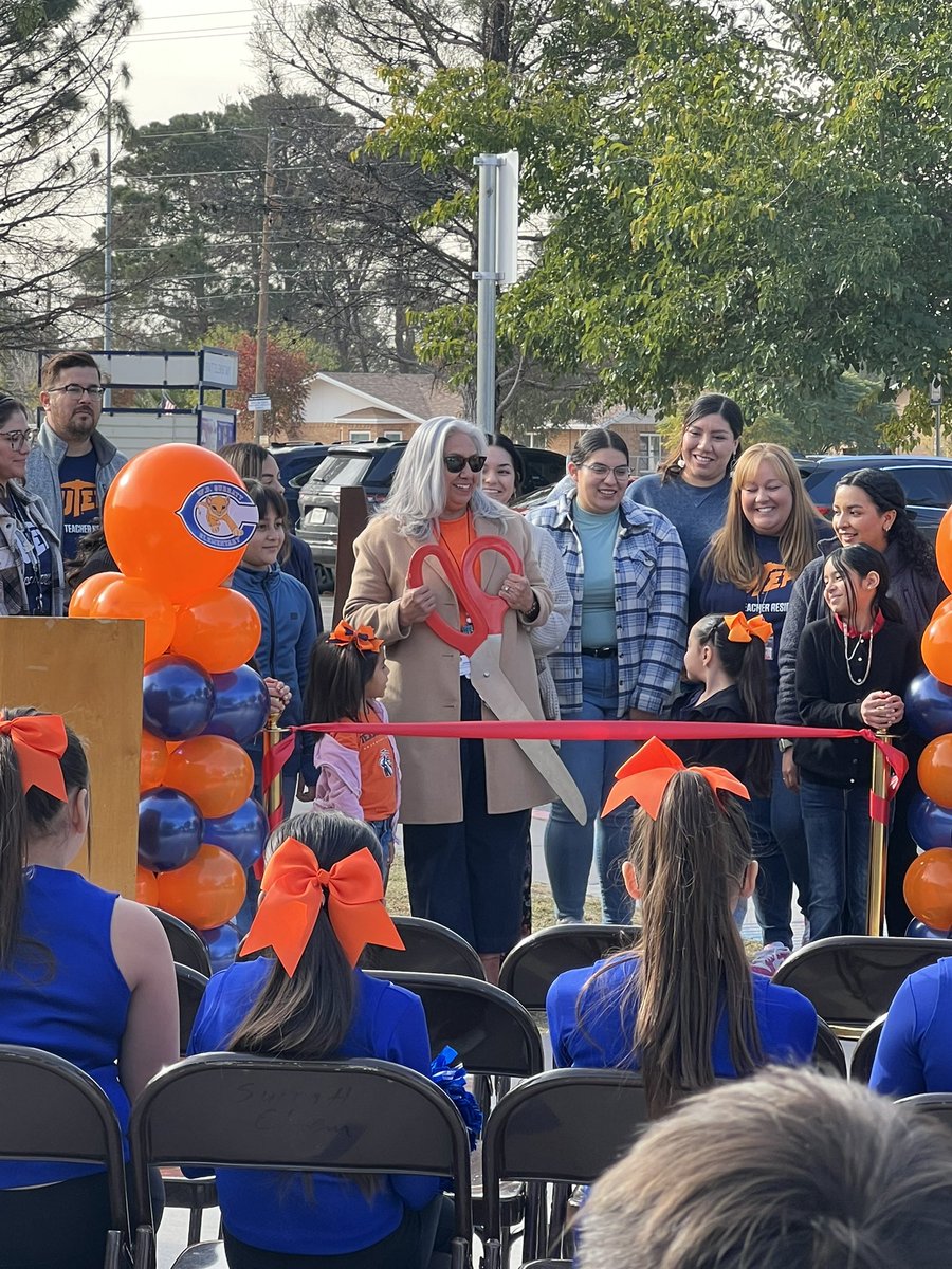 CheerCjhs's tweet photo. Thank you for inviting us to UTEP Pickaxe ribbon cutting ceremony this morning! @SurrattCubs https://t.co/0WRKV2Xg4Y