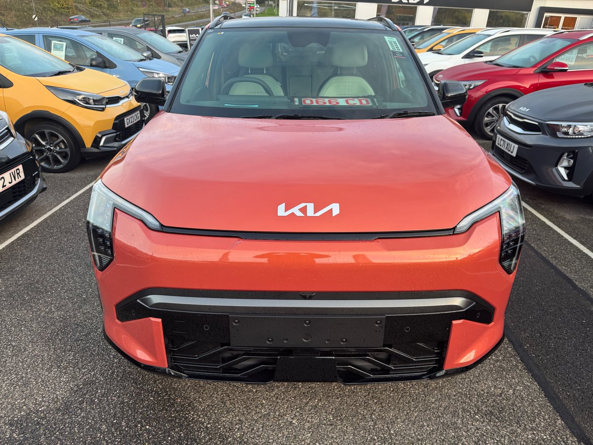 Andrew Till tweet media