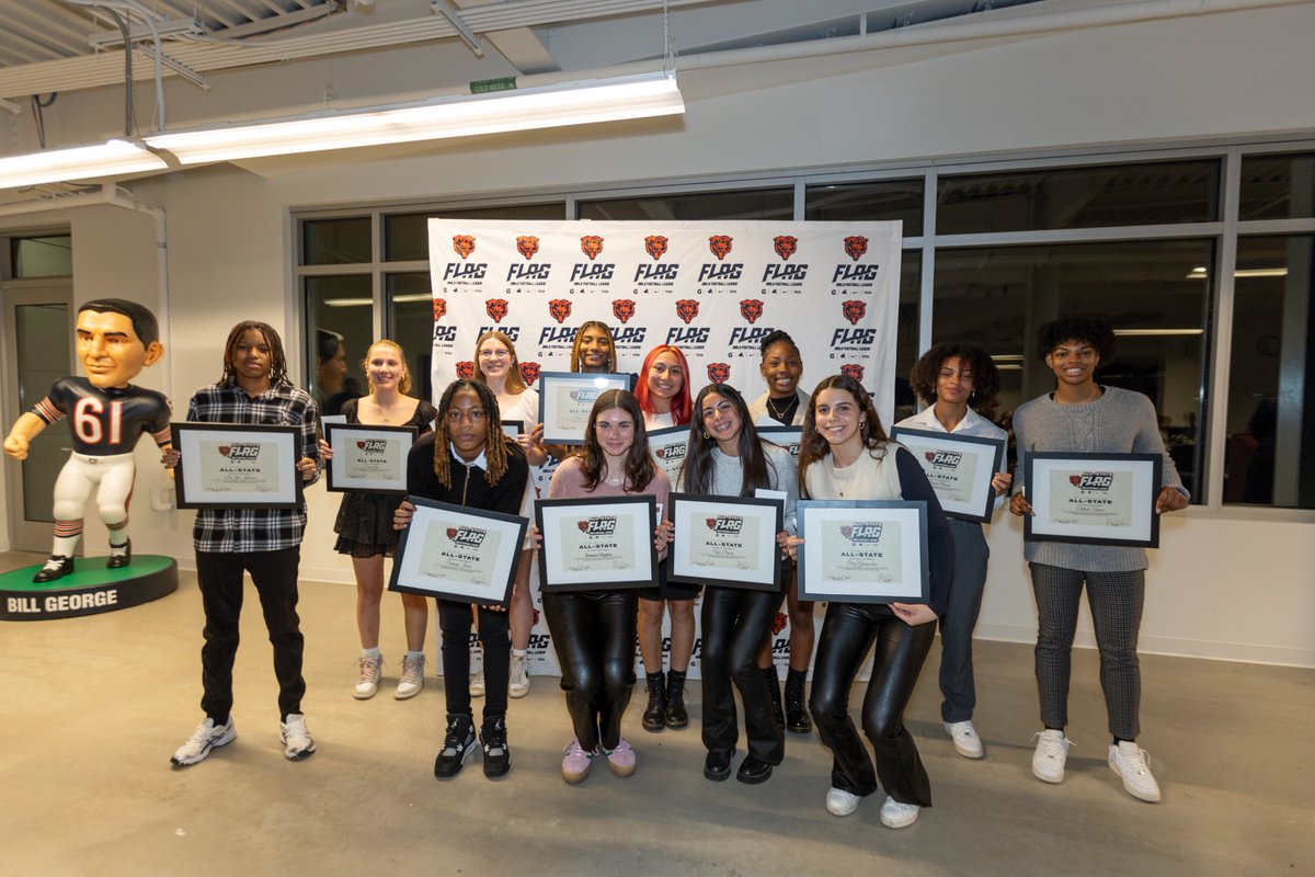 #DaBears  hosted 56 girls selected to the Chicago Bears Girls Flag Football All-State Team on Friday. The players were selected to 1 of 4 teams and represent the top 1% of high school participants in Illinois.