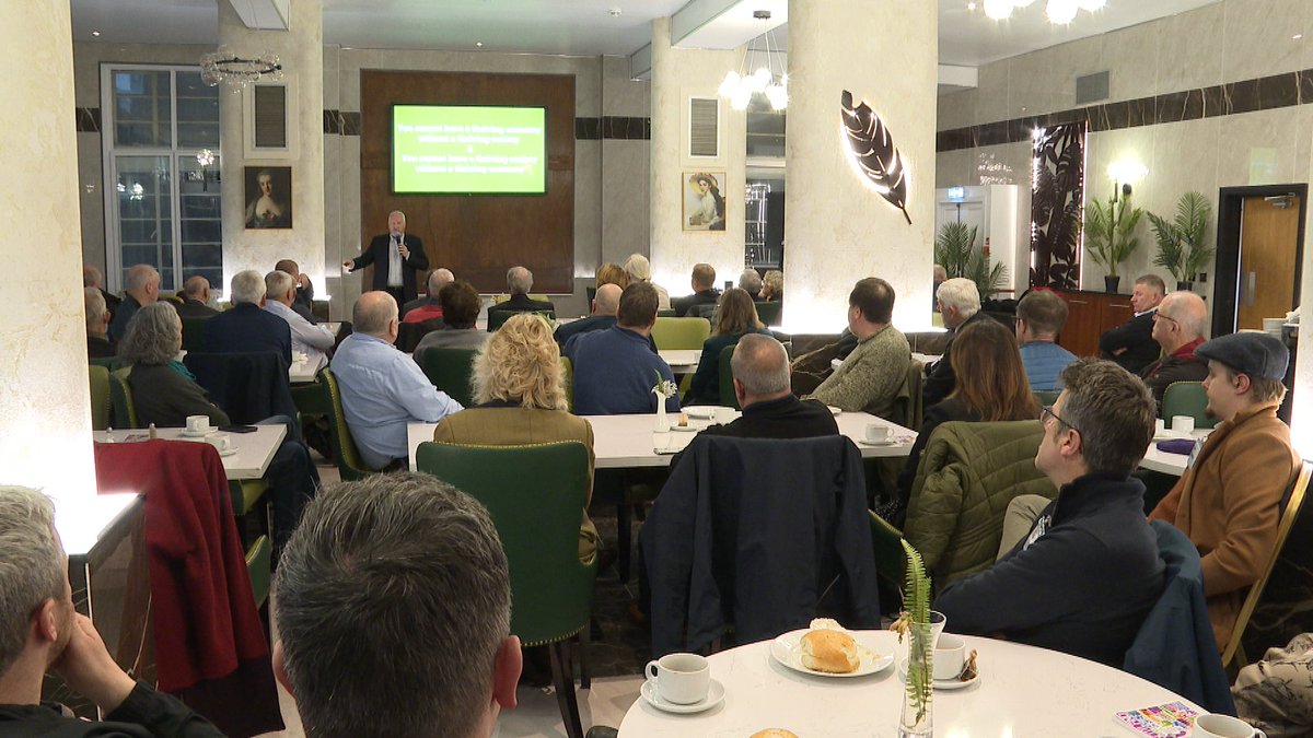 Business for Scotland CEO, Gordon MacIntyre-Kemp, tells Oban business people of his idea for a Citizens' Convention which he hopes will look at what's best for the future of Scotland and will settle the constitutional question #AnLa <a href="/bbcalba/">BBC ALBA</a> 7pm