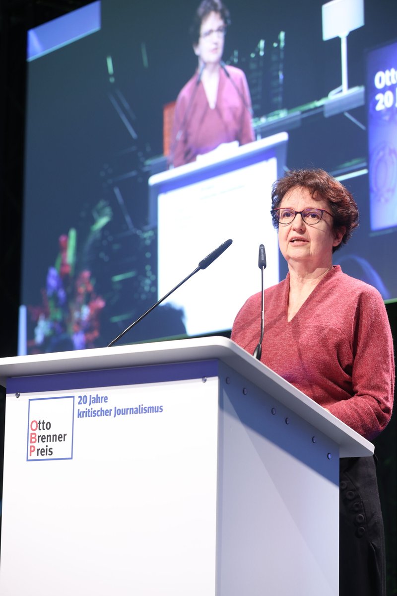 Otto Brenner Stiftung (@obsfrankfurt) on Twitter photo "Das Gut der Pressefreiheit und der Schutz der Presse sind nicht verhandelbar", sagt Brigitte Baetz in ihrer Laudatio für die beeindruckende Recherche „Gaza-Project“ des Teams von <a href="/paper_trail_m/">paper trail media</a>.
<a href="/f_obermaier/">Frederik Obermaier</a> <a href="/retter_maria/">Maria Retter</a> <a href="/maria_christoph/">Maria Christoph</a> @christo_buschek <a href="/DajanaKollig/">Dajana Kollig</a> "Das Gut der Pressefreiheit und der Schutz der Presse sind nicht verhandelbar", sagt Brigitte Baetz in ihrer Laudatio für die beeindruckende Recherche „Gaza-Project“ des Teams von <a href="/paper_trail_m/">paper trail media</a>.
<a href="/f_obermaier/">Frederik Obermaier</a> <a href="/retter_maria/">Maria Retter</a> <a href="/maria_christoph/">Maria Christoph</a> @christo_buschek <a href="/DajanaKollig/">Dajana Kollig</a>