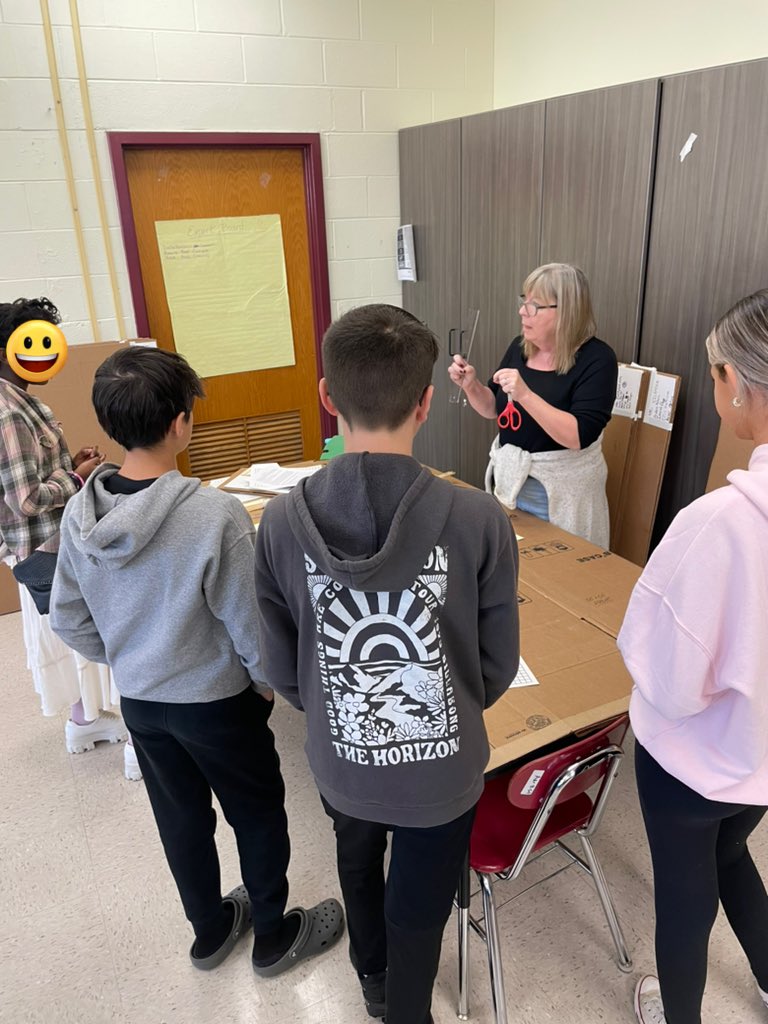 hhunt_ide's tweet image. If you walk into a classroom where students are all engaged in different activities, some in pairs, some in groups, some with the teacher, some working individually, some on computers, and so forth…odds are, you’re in a #LATIC @IDECorp