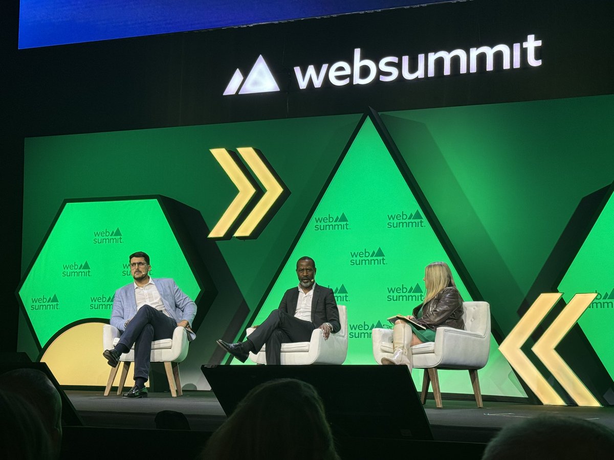 browserd's tweet image. With @Woxsen Vice President, Raul Villamarin Rodriguez, @HamiltonMann and @janewakefield, at @WebSummit #aisummit, discussing “Philosophy is the answer”.
Integrity, intelligence and Energy. If you don’t have the first, the other two may kill you.
#WebSummit #WebSummit2024