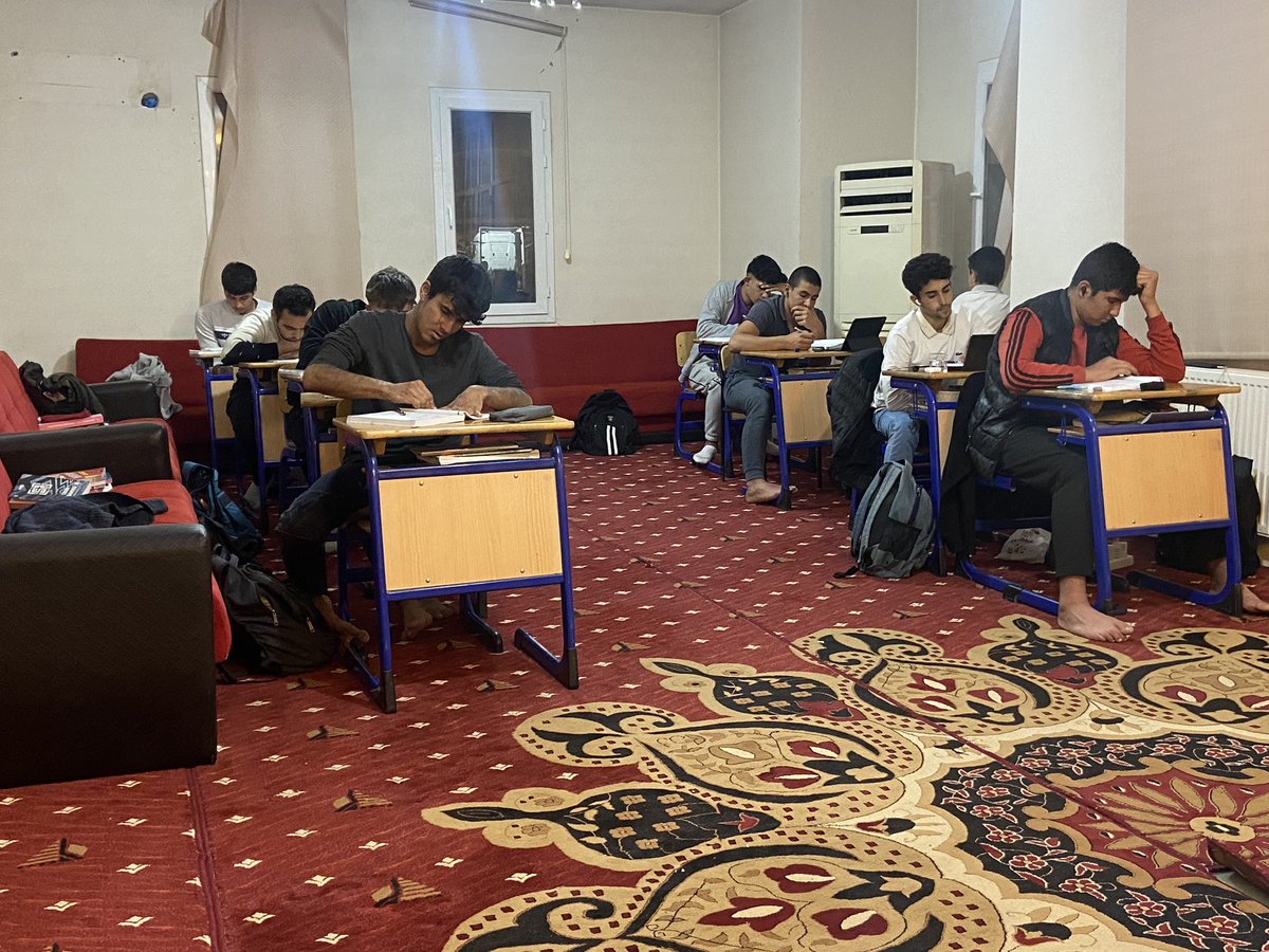 Birecik Anadolu İmam Hatip Lisesi (@birecikimam) on Twitter photo Bigep kapsamında 12.sınıf öğrencilerimizle ara tatilde YKS konu tekrarı kampındayız. Günde 11 etütle sabah 06:30’dan akşam 22:30’a kadar gençlerimizle etütteyiz. Not: Bu program tamamen gençlerimizin talebi üzerine planlandı.
<a href="/hasansildak/">Hasan ŞILDAK</a>
<a href="/BirecikMem/">Birecik İlçe Mem</a>
<a href="/ASultanoglu63/">Asım SULTANOĞLU</a> Bigep kapsamında 12.sınıf öğrencilerimizle ara tatilde YKS konu tekrarı kampındayız. Günde 11 etütle sabah 06:30’dan akşam 22:30’a kadar gençlerimizle etütteyiz. Not: Bu program tamamen gençlerimizin talebi üzerine planlandı.
<a href="/hasansildak/">Hasan ŞILDAK</a>
<a href="/BirecikMem/">Birecik İlçe Mem</a>
<a href="/ASultanoglu63/">Asım SULTANOĞLU</a>